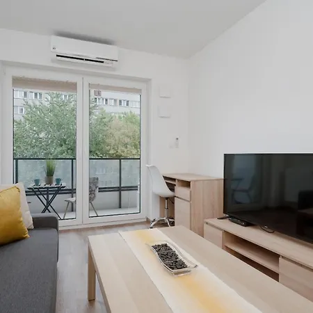 Apartament Legnicka With Parking By Renters