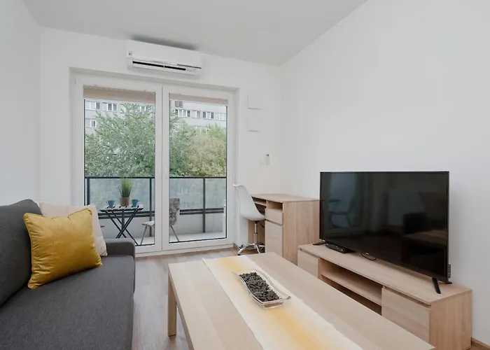 Apartamento Legnicka With Parking By Renters