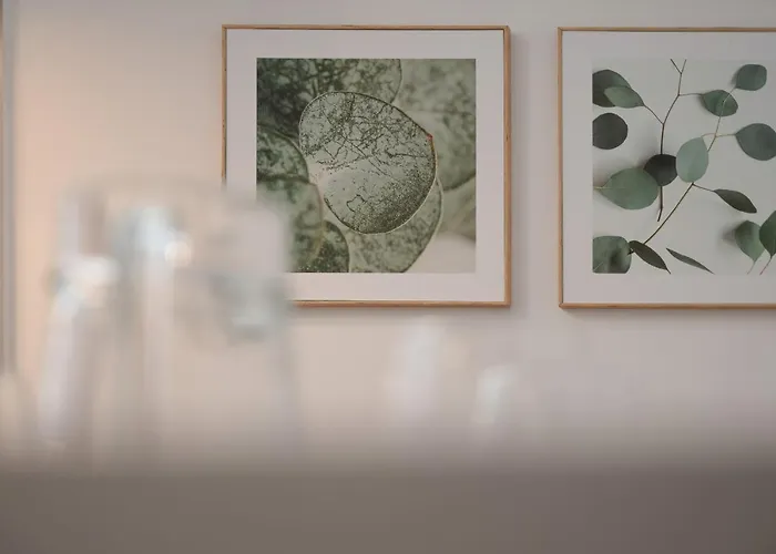 Legnicka With Parking By Renters *