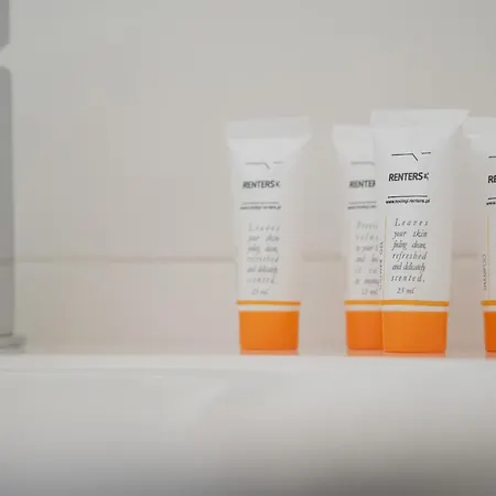 Legnicka With Parking By Renters Διαμέρισμα Βρότσλαβ