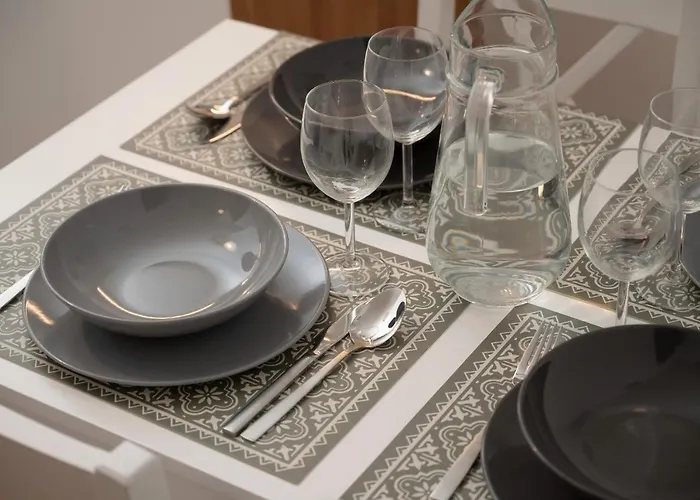 Legnicka With Parking By Renters *